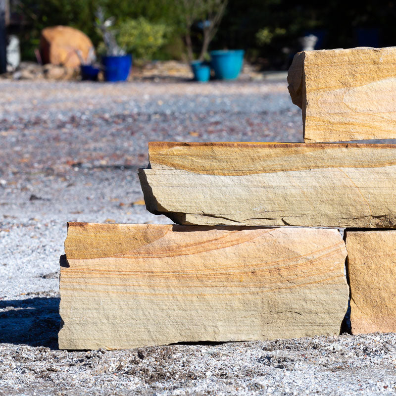 Tennessee Variegated Snap Cut Wall Stone