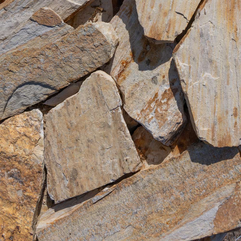 Pine Log Wallstone